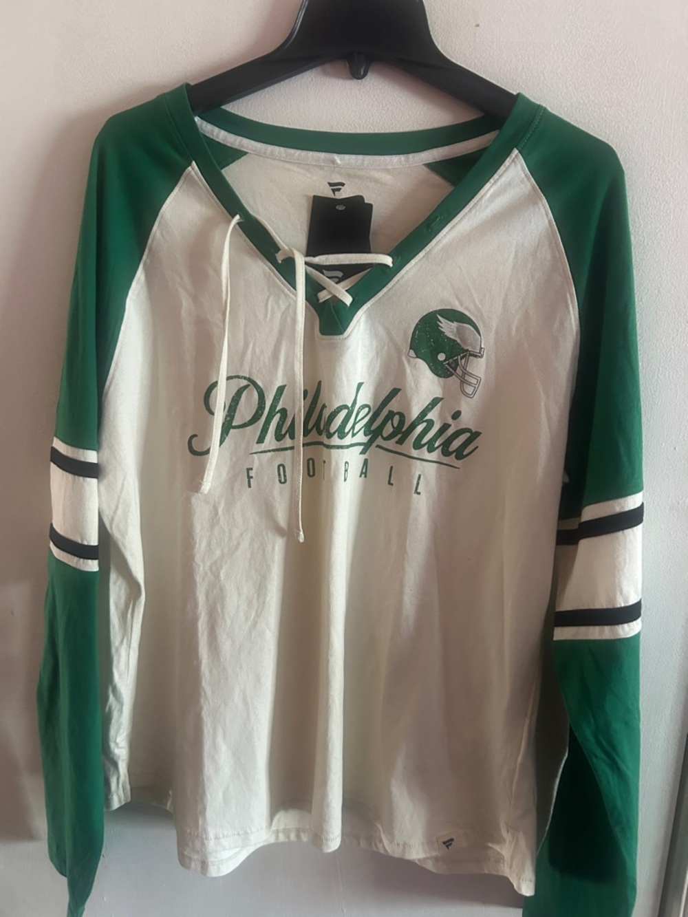 Fanatics White Tee with Green Trim and Lace-Up Neckline Ladies size 2XL